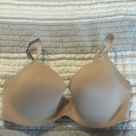 Nude Maidenform Smooth Finish Push-up Bra - Picture 1 of 7